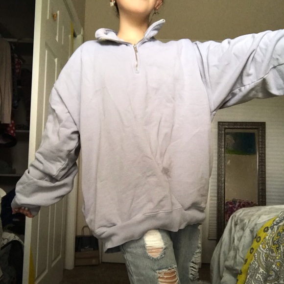 Cute purple sweatshirt - Picture 1 of 1